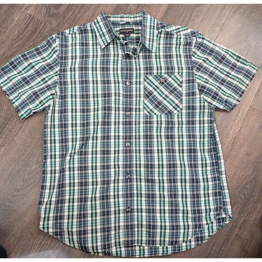 Banana Republic Men's Shirt Button Down Non Iron Short Sleeve Men’s Medium Green